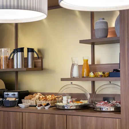Des Nations Saint Germain Hotel
