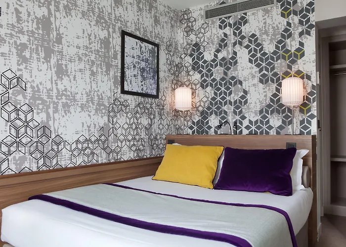 Des Nations Saint Germain Parigi