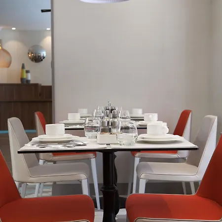 Hotel Des Nations Saint Germain 3*