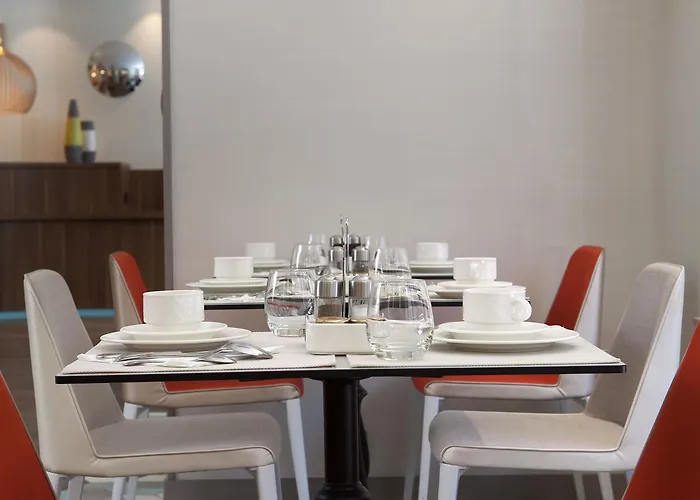 Hotel Des Nations Saint Germain 3*