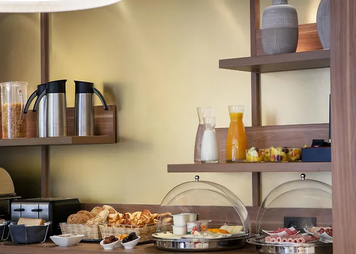 Des Nations Saint Germain Hotel